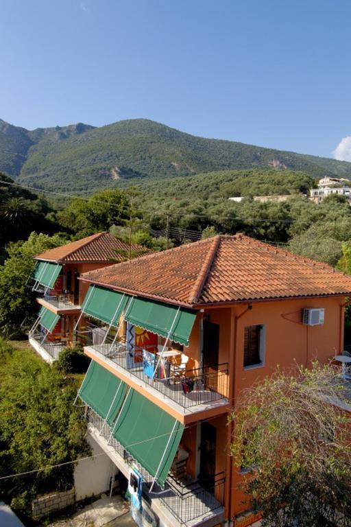Milos Studios Parga Luaran gambar