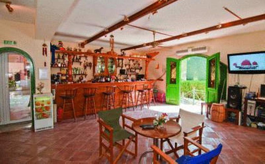 Milos Studios Parga Luaran gambar